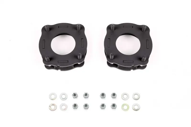 Fabtech 2022 Toyota Tundra 1.5In Leveling Kit - Front Spacers And Hardware 1