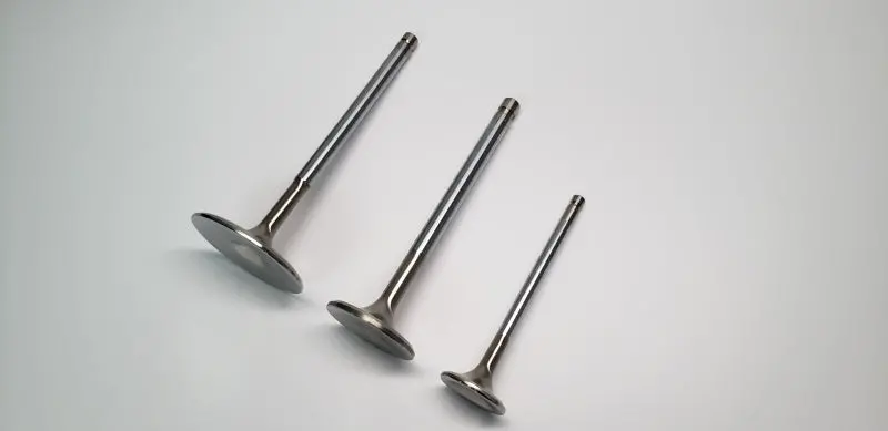 Ferrea Hollow-Stem Intake Valve – 2.02" Diameter, 11/32" Stem, 5.01" Length, +0.100" Oversize (Chevy/Chrysler/Ford Sb Engines) 2